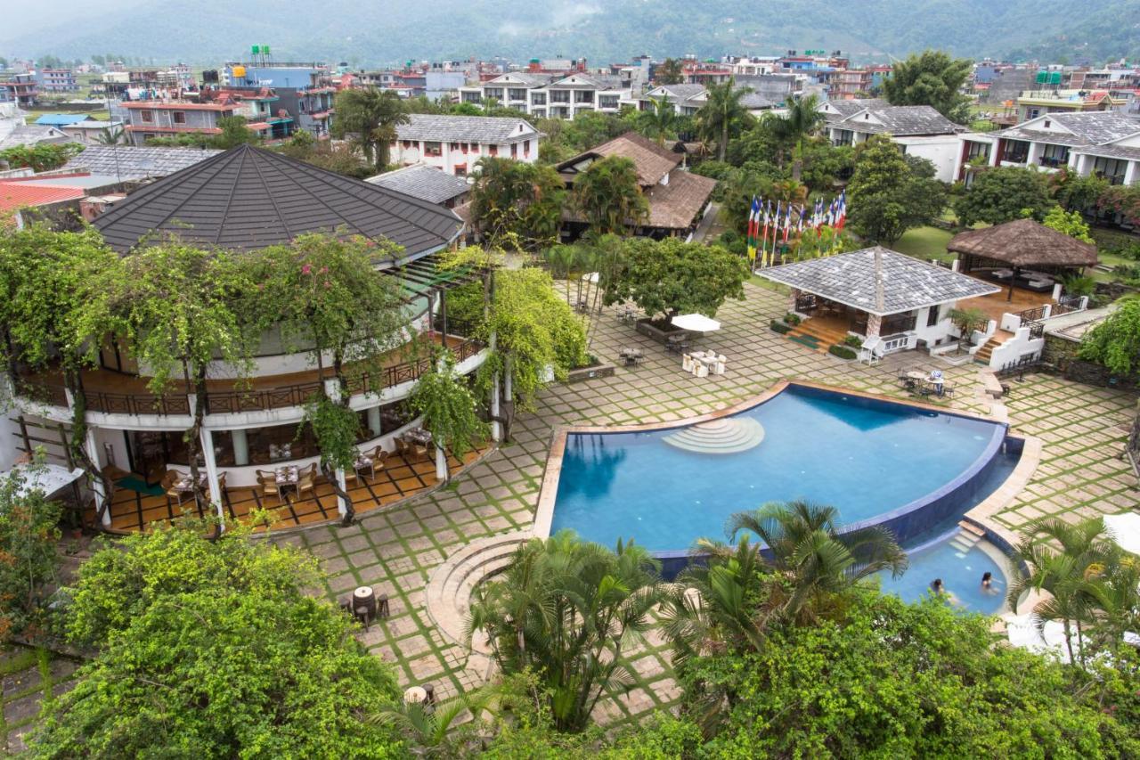 แชงกรีลาลาวิลเลจโปคารา Hotel โพคารา ภายนอก รูปภาพ