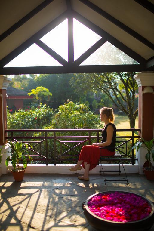 แชงกรีลาลาวิลเลจโปคารา Hotel โพคารา ภายนอก รูปภาพ