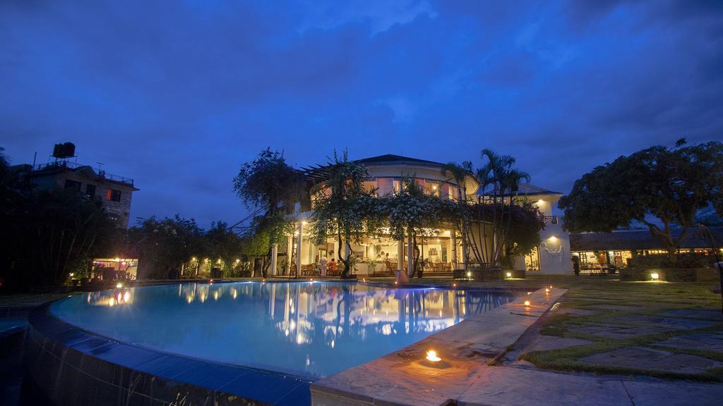 แชงกรีลาลาวิลเลจโปคารา Hotel โพคารา ภายนอก รูปภาพ